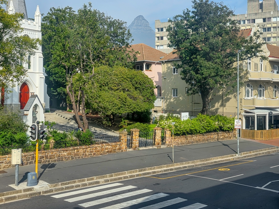 0 Bedroom Property for Sale in Sea Point Western Cape